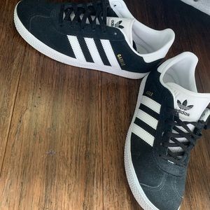 Adidas gazelle sneakers